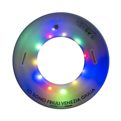 Ciambella satinata grande con logo Io Sono Friuli Venezia Giulia e bandiera italiana utilizzati per Record Night di Lignano Sabbiadoro illuminata con Led colorati