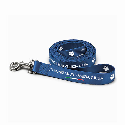 Guinzaglio per cani blu con logo Io Sono Friuli Venezia Giulia arrotolato